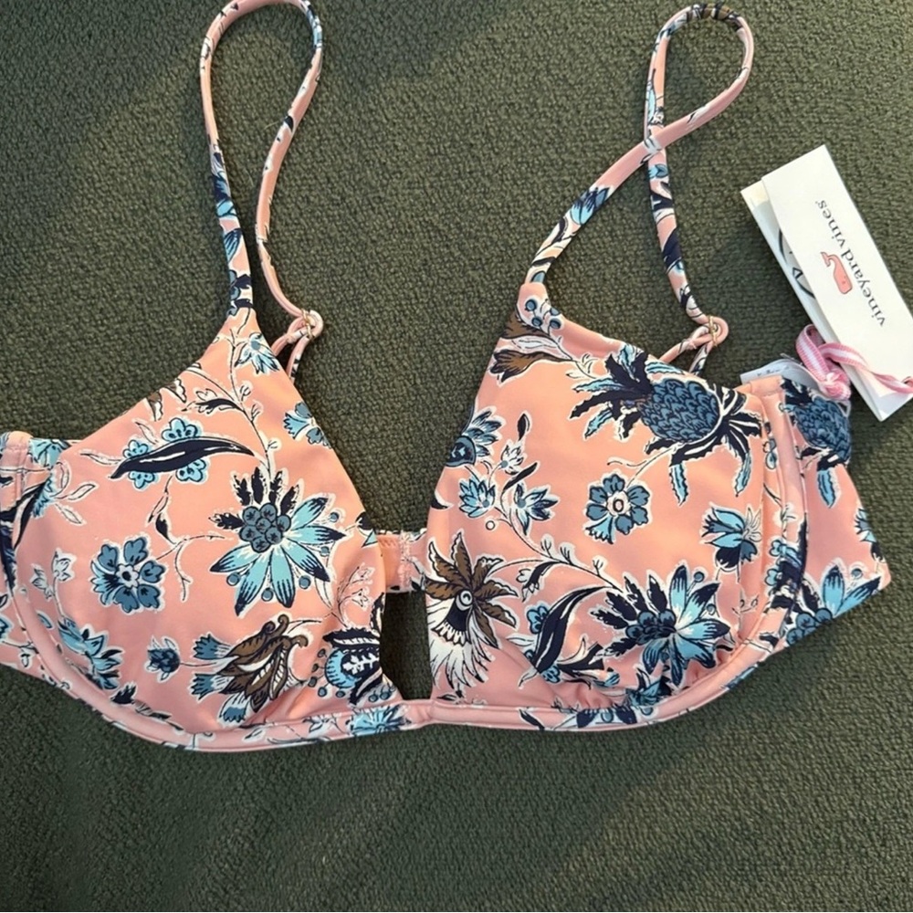 Vineyard Vines underwire bikini top Paisley Floral pink floral XS